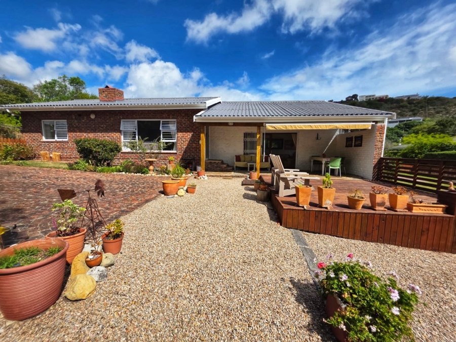 2 Bedroom Property for Sale in Sedgefield Central Western Cape